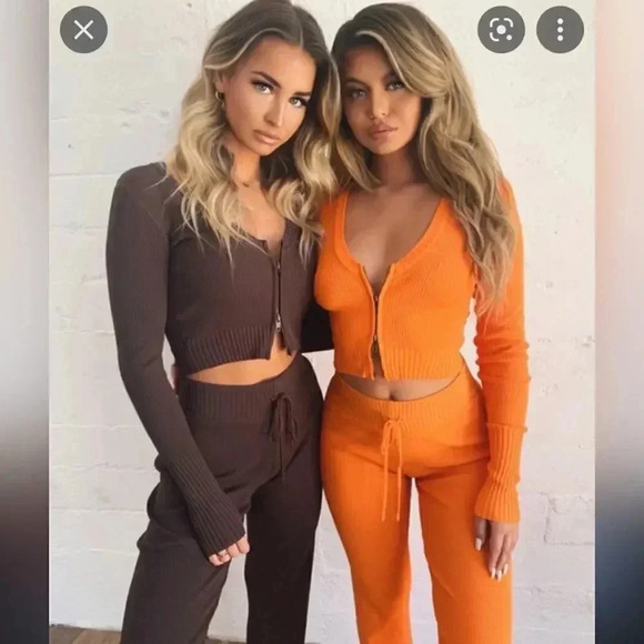 I AM G.I.A Thea Knit Top Sweater - Picture 1 of 8